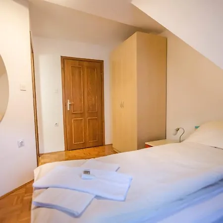 Skafar Gæstehus 3*