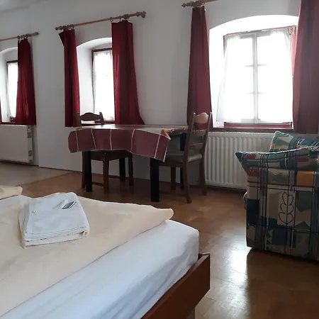 Skafar 3* Idrija